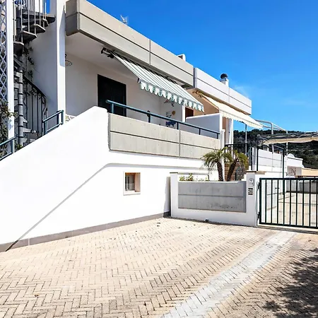 Oikia Vacanze S Cesarea Casa Rosa Su * Santa Cesarea Terme