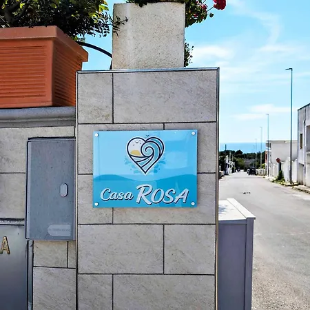 Oikia Vacanze S Cesarea Casa Rosa Su Holiday home