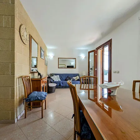 Oikia Vacanze S Cesarea Casa Rosa Su